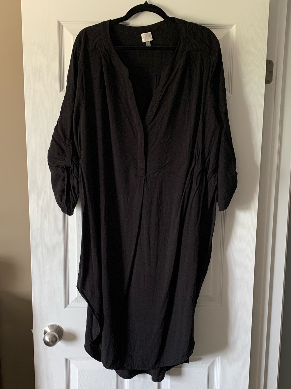 Cupio Black Midi V-Neck Roll-Sleeve Dress